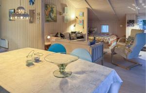 Lovely Home In Silkeborg With Wifi