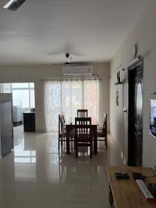 Bright & Airy 2BHK Apartment - Fully AC, Wi-Fi & Parking