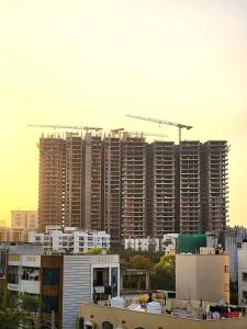 New Luxury Spacious 2BHK Close to Main Road