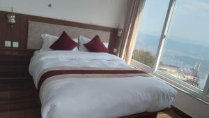 Dawn view lodge