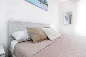 Blanche Apartments img45