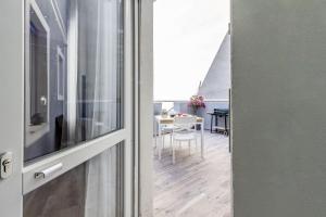 Blanche Apartments img23