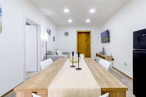 Blanche Apartments img31