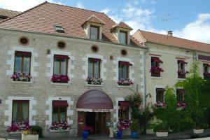 Hotels Hotel De La Loire : photos des chambres