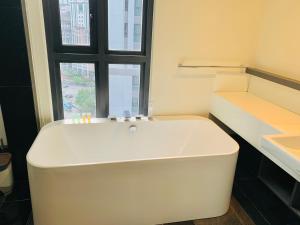 KLCC The Mews Lily Suites by Empire