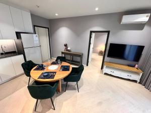 Title Legendary apartment near Bangtao Beach 1st floor