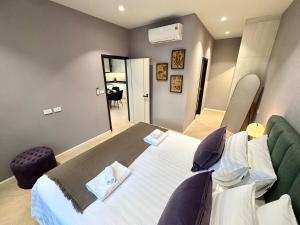 Title Legendary apartment near Bangtao Beach 1st floor