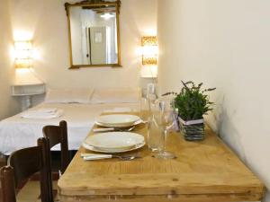 Palauet cosy old town apartment in Alghero for 1 person img30