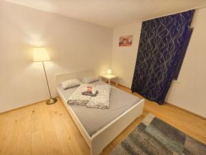 Aldrans Apartment with 3 bedrooms