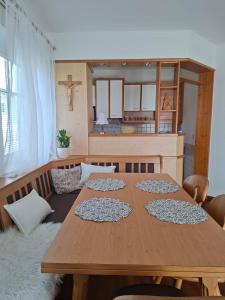 Neu! Ferienhaus Melita mit Terrasse