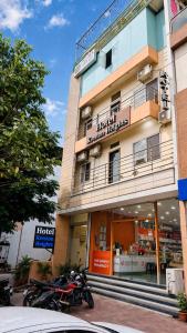 Kreston Heights Hotel