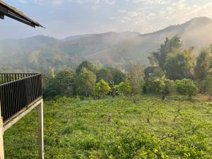 Seasonhillbungalowboklua