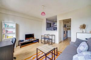 Spacious Studio 2P - Near La Défense