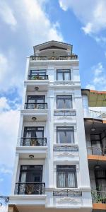Red Sun Hotel