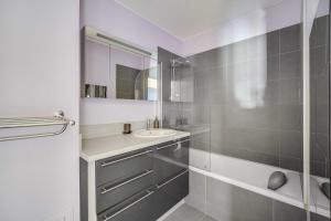 Spacious Studio 2P - Near La Défense