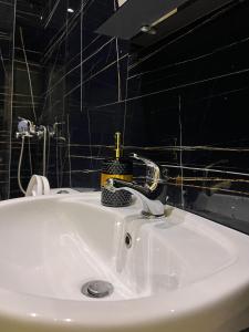 Jonida Room,Brand New Studio with Balcony