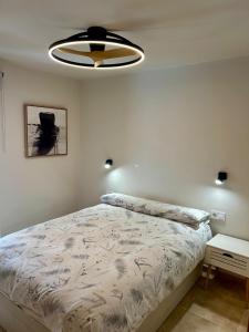 Habitación moderna y buena ubicación