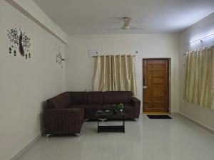 Vistara Stays Luxury 1BHK in Madhapur Near Hitech City