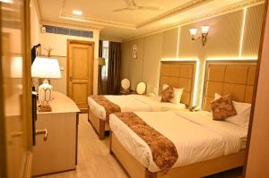 HOTEL GALAXY GRAND