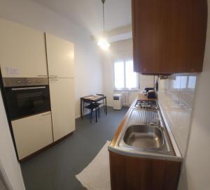 Delightful two-room apartment in the Portello area for two people