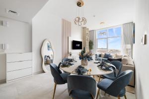 Elegant 2BR in Skyz by Danube with Top Amenities
