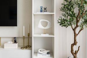 Elegant 2BR in Skyz by Danube with Top Amenities
