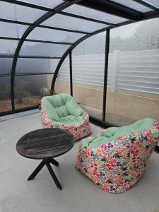 Villa avec piscine et jardin