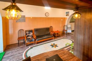 Hare Rama Hare Krishna - EESHA Hotel