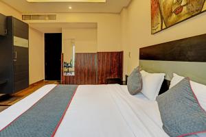 Townhouse Tipsyy Inn 16