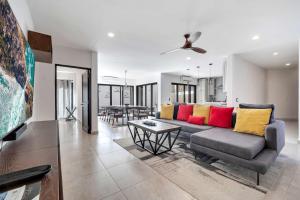 Marbella Lane PrimeVilla n Modern Home Comfort