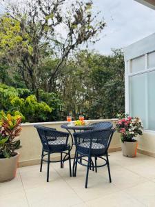Garden com Varanda, Piscina e Hidro Granja Brasil