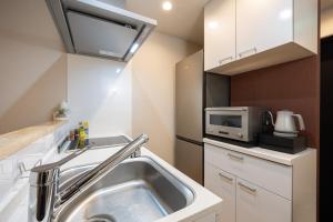 10mins to Namba - Direct to KIX and Umeda - Cozy108