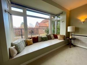 Unique villa 16p with sauna & large garden, 15 min from Maastricht