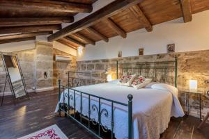 Emerald apartment in Alghero Historic Center img32