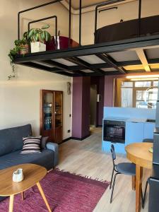 G Loft Spacious
