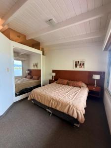F2 Lake Apart Resort