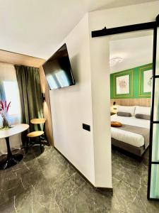 Alicante Market Premium Suites