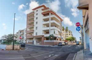 Appartamento semicentrale comodo e tranquillo img24