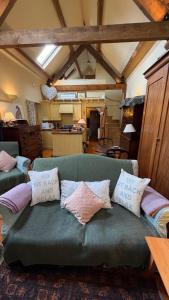 Special Offer, Cosy Cottage Near the Sea in Embo