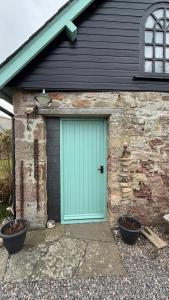 Special Offer, Cosy Cottage Near the Sea in Embo