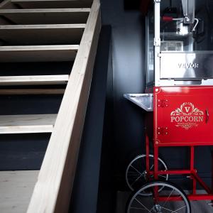 Le Hollywood, Cinéma privé, Jacuzzi & Popcorn