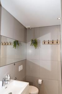 Wild Olive Unit 79 Luxury Vintage Stay