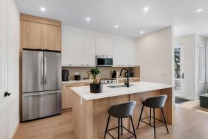 Bright Modern Home
