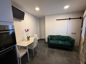 Mabel House Suites