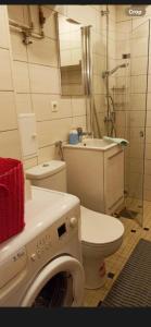 Cozy central studio 24 h self check in