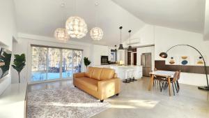Modern Forest Cottage - Peace & Detox Retreat