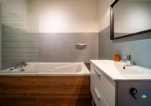 NEW CATTENOM - Apartments for Teams & Families - 2 to 7 beds, 3-min parking