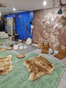 Miami Meditation Retreat Villa I Pool I 5BR I 9 Queens