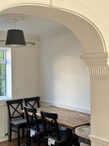 Living & Dining Room - Double Sofa Bed