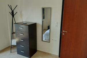 House near the beach with free parking, sea view